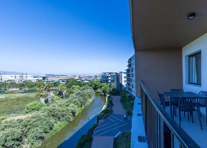 Waters Edge Apartments